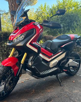 Xadv 750