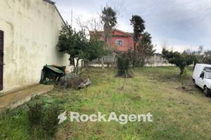 CASA SINGOLA A SPOLTORE