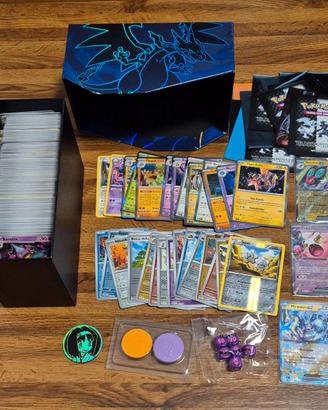 Scatola piena di Card Pokemon + EX, rare accessori