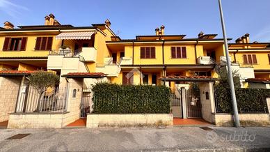 CASA SEMINDIPENDENTE A PRATO