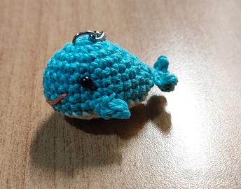 Portachiavi / Amigurumi balena all'uncinetto