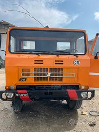 Om 90 gru e ribaltabile 4x4