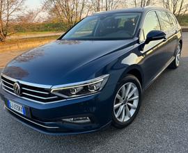 Volkswagen Passat Variant 2.0 TDI SCR EVO DSG Busi