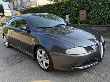 ALFA ROMEO GT 1.9 JTD 150 CV ANNO 2008 km 190.000
