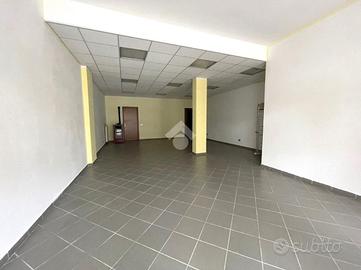 NEGOZIO A MASERÀ DI PADOVA