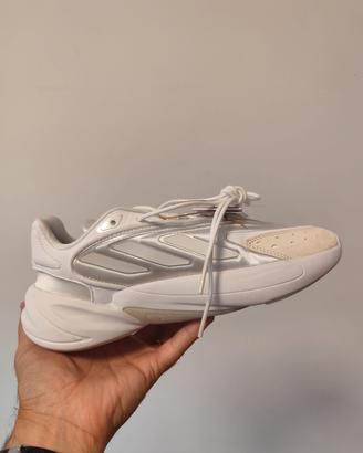 Adidas Original Ozelia nuove numero 40
