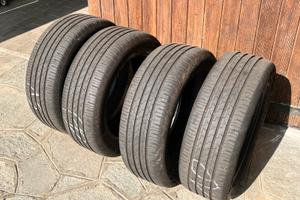 Pneumatici Continental 215/55 R17 usati per 5mesi