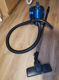 Aspirapolvere INCONTRO (Bennet) da 800W