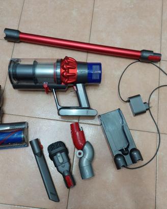 Dyson V10