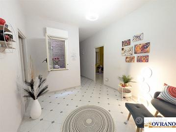 CAPACI: APPARTAMENTO PIANO 2° CON TERRAZZO
