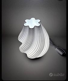 Lampada da tavolo A Spirale