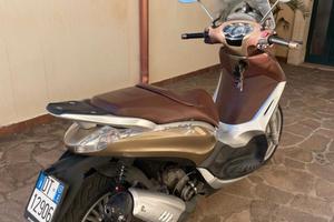 Piaggio Beverly 300