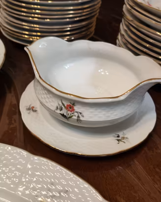 Servizio piatti 42 pezzi porcellana vintage THUN