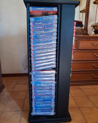 lotto 45 VHS del grande Toto' + portacassette
