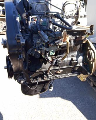 MOTORE MITSUBISHI L200 2,5 TD CODICE 4D56 ANNO 200