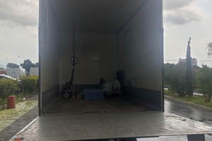 Cassonato Ford Transit con sponda caricatrice