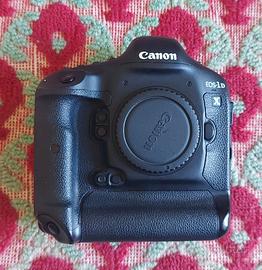 CANON  1DX