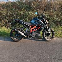 KTM DUKE 125 anno 2022