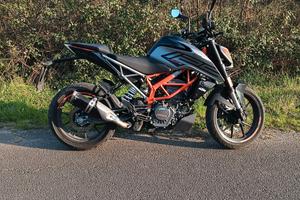 KTM DUKE 125 anno 2022