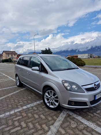 Opel Zafira 1.8 benzina 7 posti
