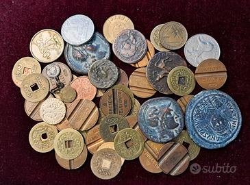 Lotto misto di gettoni e medaglie di vario tipo