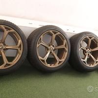 Cerchi in lega Lamborghini Urus 22 ORIGINALI