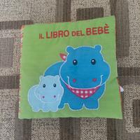Il libro del bebè di stoffa