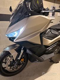 Scooter Honda Forza 750