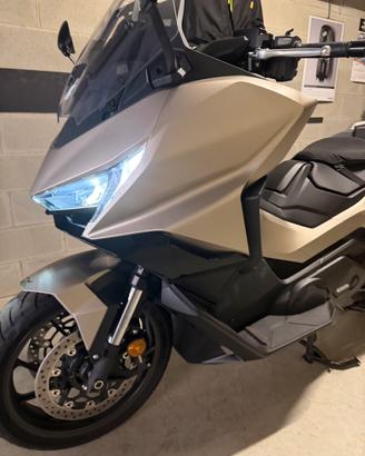 Scooter Honda Forza 750