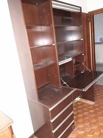 Libreria scrivania con luce