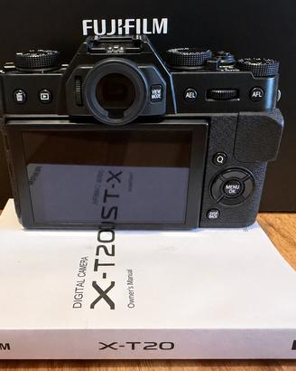 Fujifilm X-T20 + obiettivo XC 15-45mm