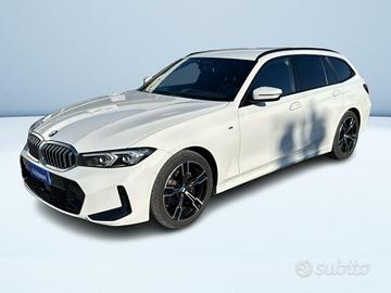 BMW Serie 3 320d Touring mhev 48V Msport xdrive au