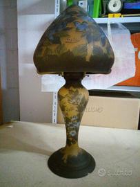 Lampada tip Gallè