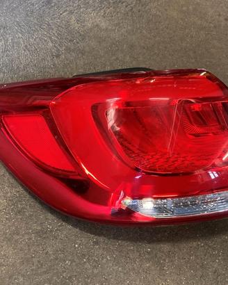 Fanale posteriore SX a LED Kia Sportage del 2016