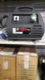 Vibratore e convertitore calcestruzzo