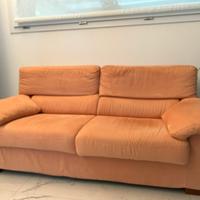 Divano alcantara rosa