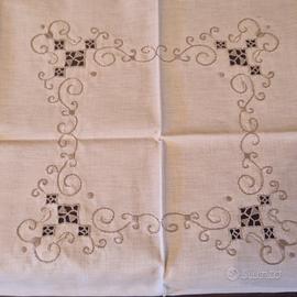 Tovaglietta da thè in lino
