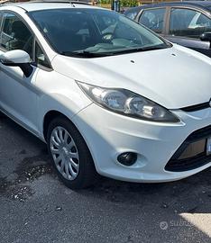FORD FIESTA 2012