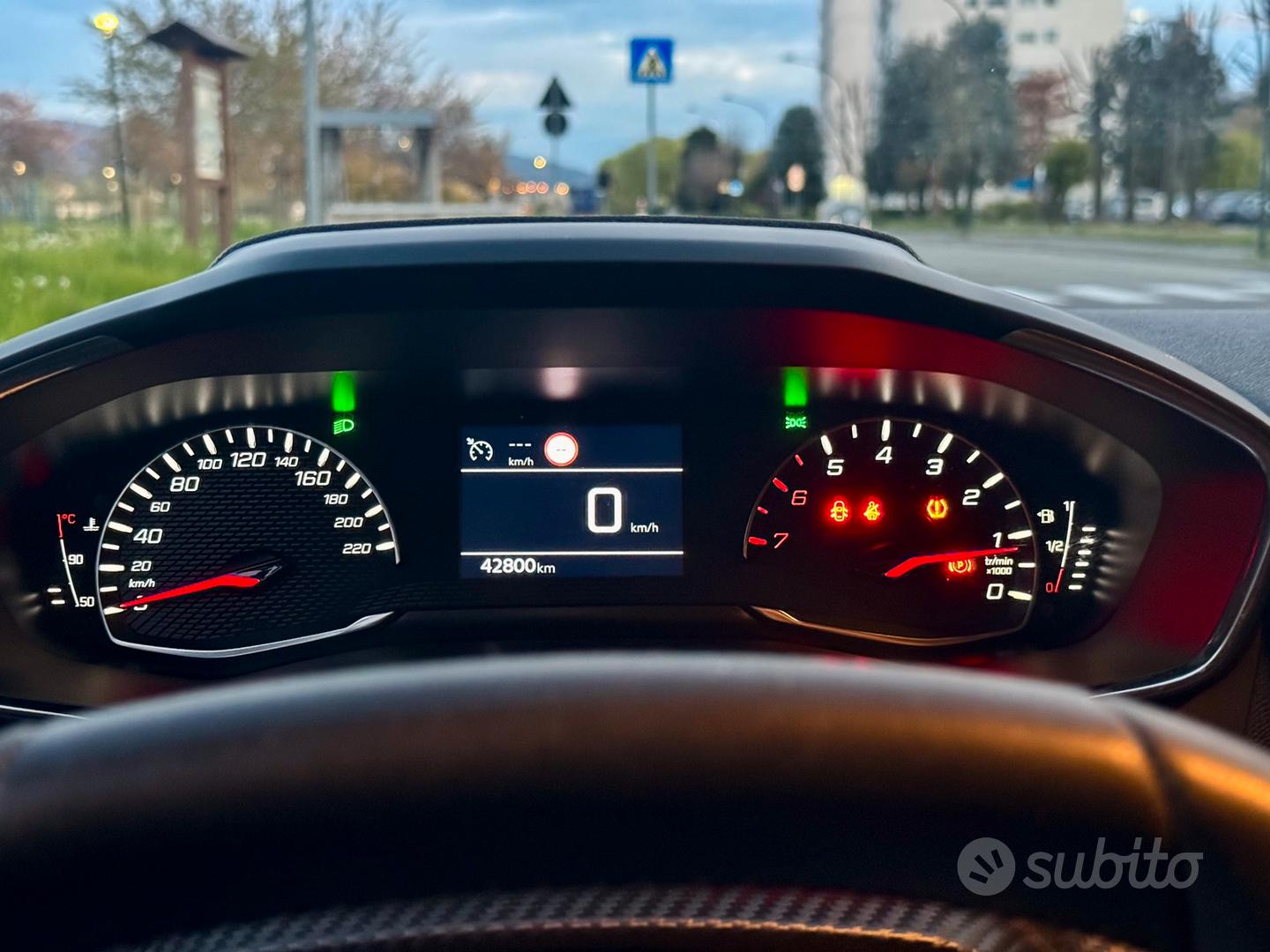Peugeot 208 2023 photo 5