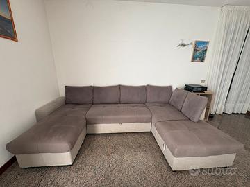 Divano con doppia penisola