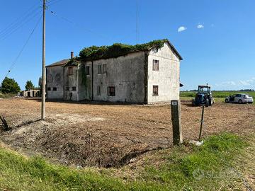 Rustico con progetto approvato, Delta del Po, RO