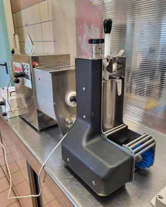 [Nuova] Impastatrice + raviolatrice + accessori