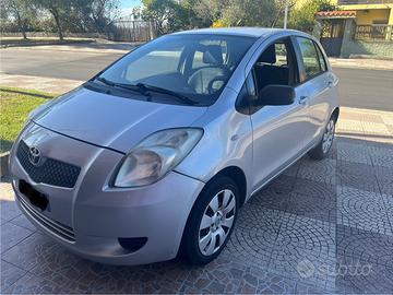 Toyota yaris II serie Sol 5 porte 2007