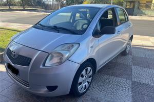 Toyota yaris II serie Sol 5 porte 2007