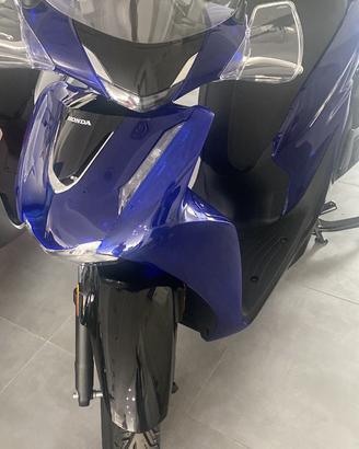 sh 125