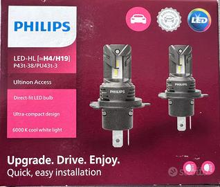 COPPIA LAMPADE LED H4 / H19 PHILIPS Auto Moto Luce