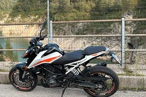 Ktm duke 390