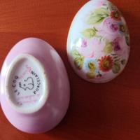 Uovo vintage porcellana da collezione 