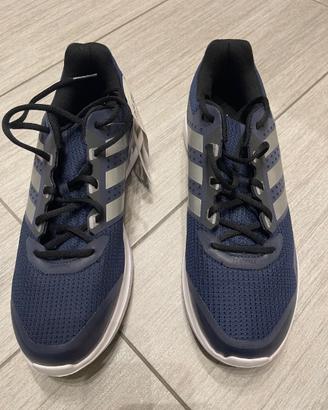 SCARPE ADIDAS RUNNING, N.46, MAI USATE