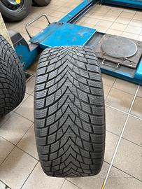 Gomme invernali 235/35/19